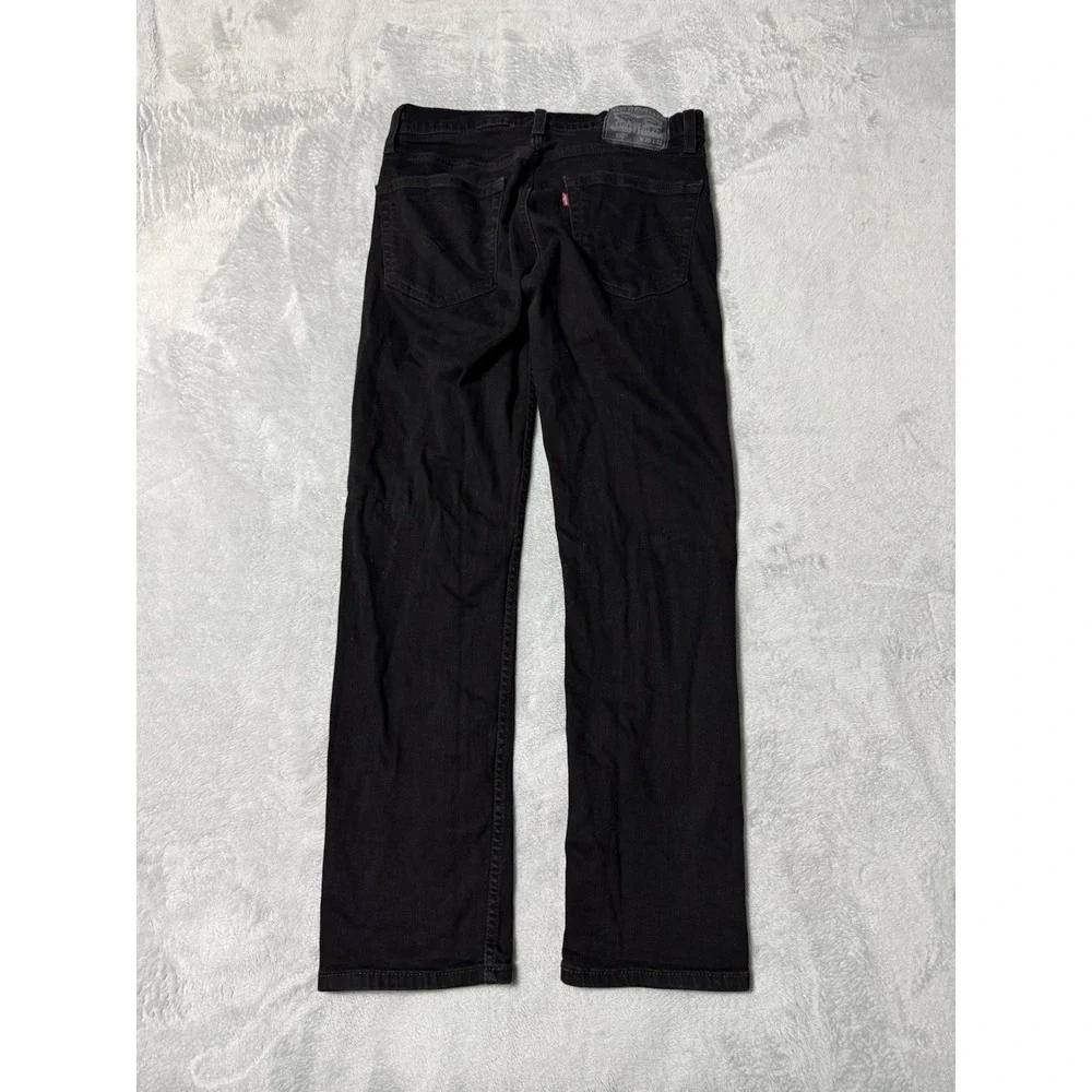 Levis before purchasing